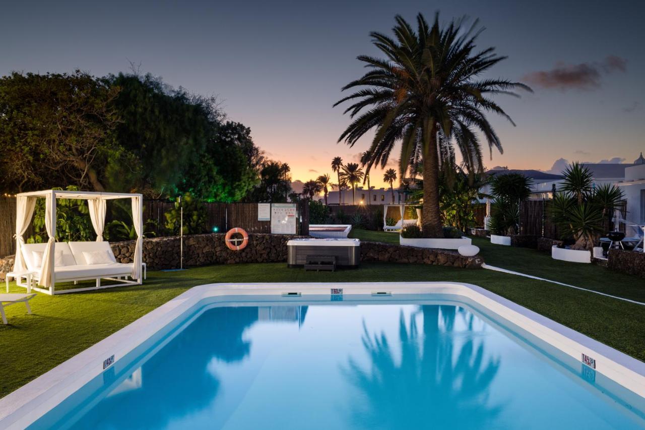 Villas New Lanzasuites Playa Blanca (Lanzarote) Exterior foto